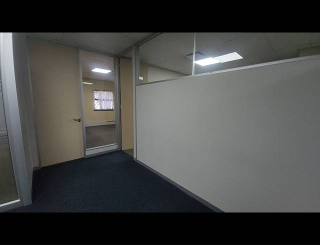 239M² OFFICE TO LET IN WESTVILLE